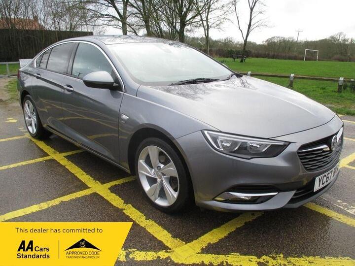 Vauxhall Insignia 1.5i Turbo SRi Nav Grand Sport Euro 6 (s/s) 5dr Vauxhall Insignia 1.5i Turbo SRi Nav Grand Sport Euro 6 (s/s) 5dr