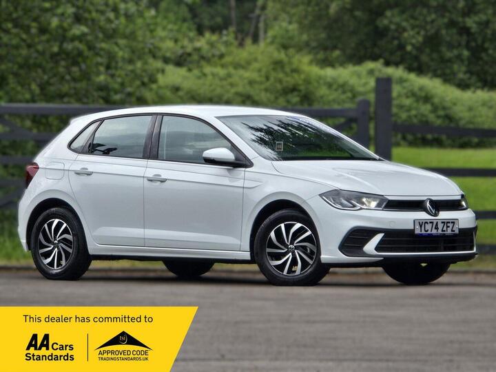 Volkswagen Polo 1.0 TSI Life DSG Euro 6 (s/s) 5dr Volkswagen Polo 1.0 TSI Life DSG Euro 6 (s/s) 5dr