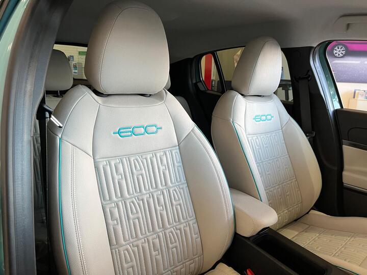 Fiat 600 Ice 1.2 MHEV La Prima E-DCT Euro 6 (s/s) 5dr
