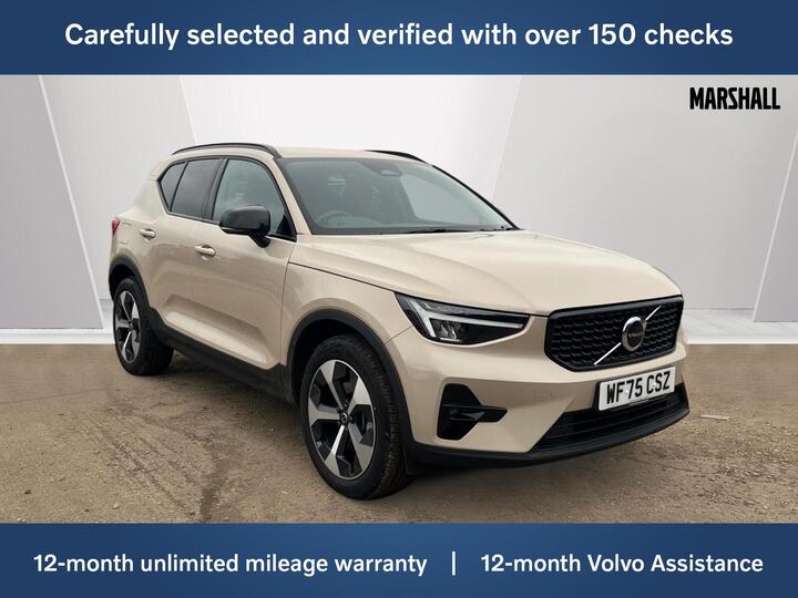 Volvo XC40 2.0 B3 MHEV Plus Dark DCT Auto Euro 6 (s/s) 5dr