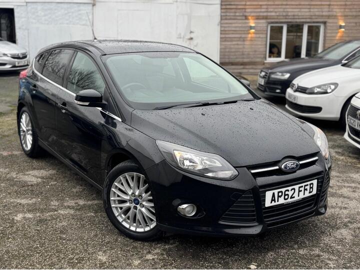 Ford Focus 1.0T EcoBoost Zetec Euro 5 (s/s) 5dr