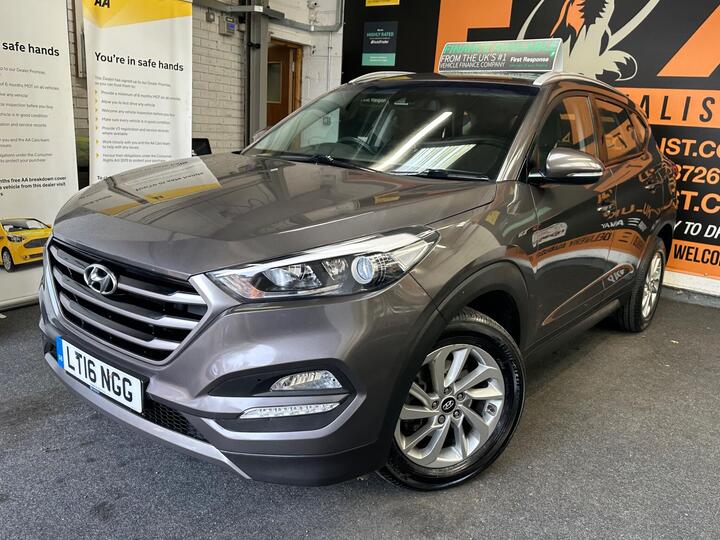 Hyundai TUCSON 2.0 CRDi SE Nav Auto 4WD Euro 6 5dr