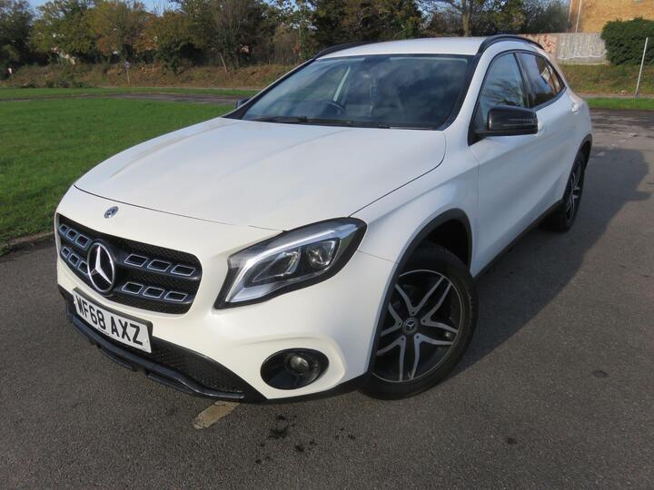 Mercedes-Benz GLA 1.6 GLA180 Urban Edition Euro 6 (s/s) 5dr