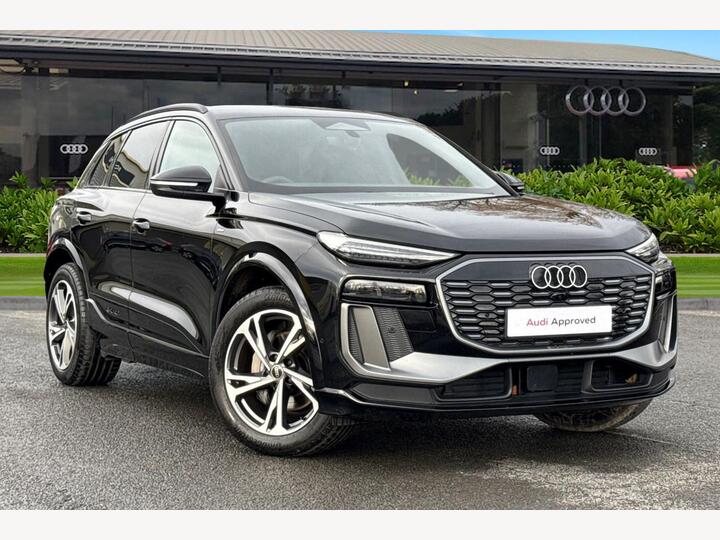 Audi Q6 E-tron 100kWh S Line Auto Quattro 5dr Audi Q6 E-tron 100kWh S Line Auto Quattro 5dr