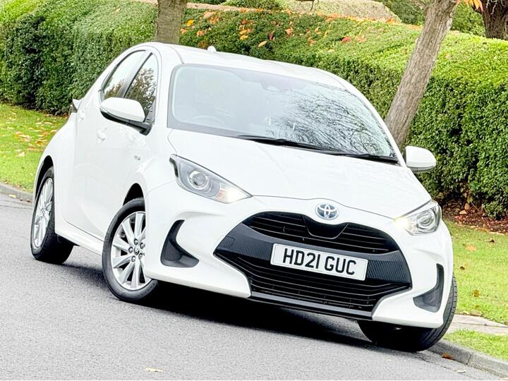 Toyota Yaris 1.5 VVT-h Icon E-CVT Euro 6 (s/s) 5dr