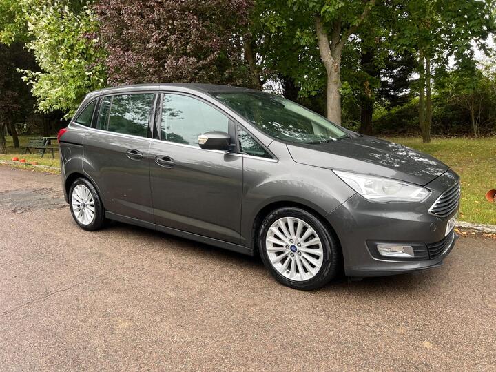 Ford Grand C-Max 1.0T EcoBoost GPF Titanium Euro 6 (s/s) 5dr Ford Grand C-Max 1.0T EcoBoost GPF Titanium Euro 6 (s/s) 5dr