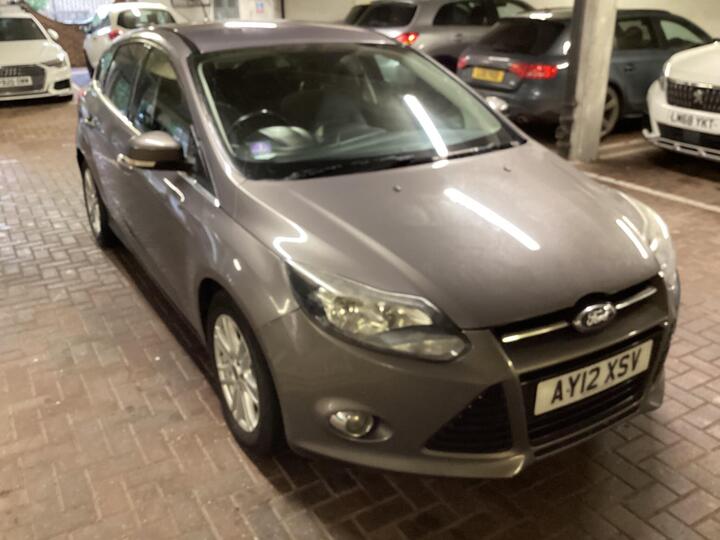 Ford Focus 1.0T EcoBoost Titanium Euro 5 (s/s) 5dr
