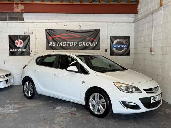 Vauxhall Astra 2.0 CDTi EcoFLEX SRi Euro 5 (s/s) 5dr