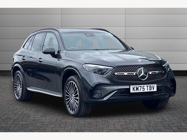 Mercedes-Benz GLC 2.0 GLC300e 31.2kWh AMG Line (Premium Plus) G-Tronic+ 4MATIC Euro 6 (s/s) 5dr Mercedes-Benz GLC 2.0 GLC300e 31.2kWh AMG Line (Premium Plus) G-Tronic+ 4MATIC Euro 6 (s/s) 5dr