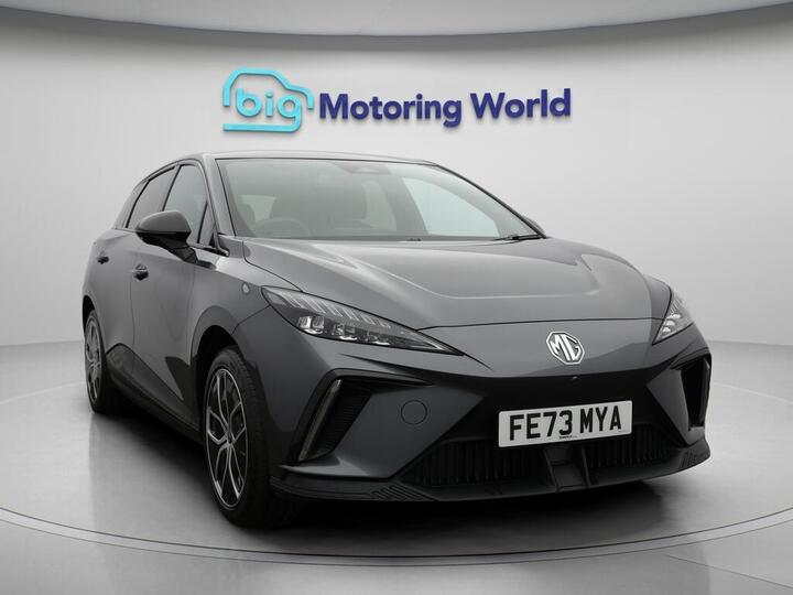 MG MG4 64kWh Trophy Long Range Auto 5dr