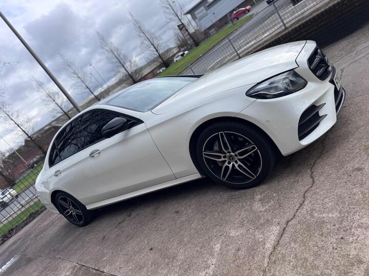 Mercedes-Benz E Class 3.0 E350d V6 AMG Line (Premium Plus) G-Tronic+ Euro 6 (s/s) 4dr