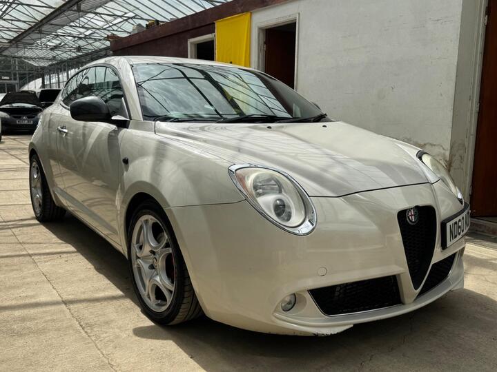 Alfa Romeo MiTo 1.4 TB MultiAir Lusso Euro 5 (s/s) 3dr