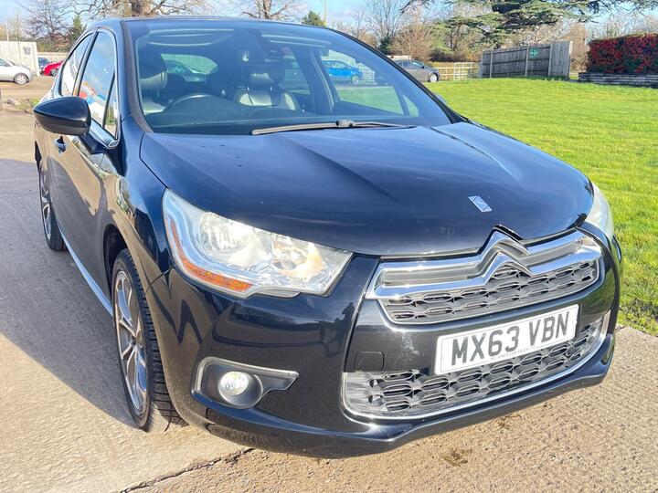 Citroen DS4 1.6 E-HDi Airdream DStyle Euro 5 (s/s) 5dr Citroen DS4 1.6 E-HDi Airdream DStyle Euro 5 (s/s) 5dr