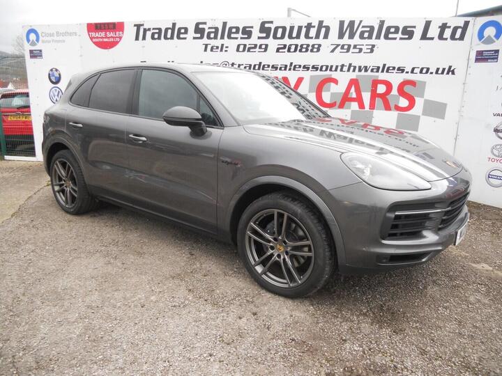 Porsche CAYENNE 3.0 V6 E-Hybrid 17.9kWh TiptronicS 4WD Euro 6 (s/s) 5dr (3.6kW Charger)
