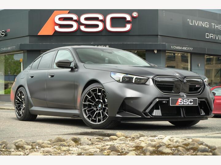 BMW M5 4.4 22.1kWh Steptronic XDrive Euro 6 (s/s) 4dr