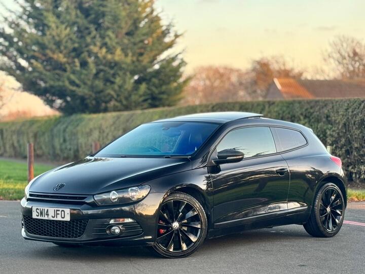Volkswagen Scirocco 2.0 TDI BlueMotion Tech DSG Euro 5 (s/s) 3dr (Nav)