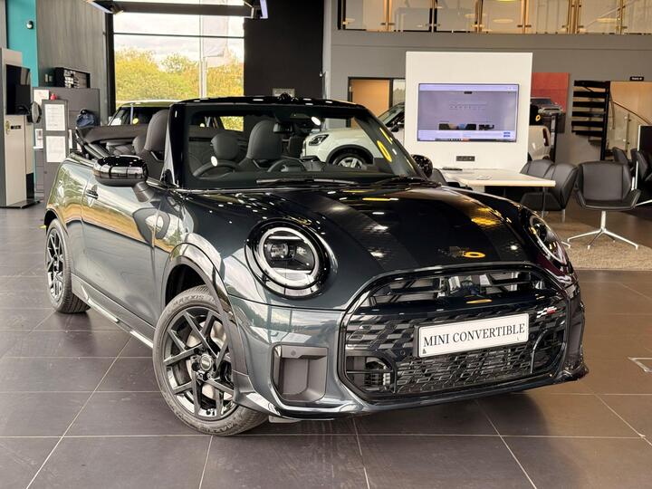 MINI Cooper Convertible 2.0C Sport Steptronic Euro 6 (s/s) 2dr