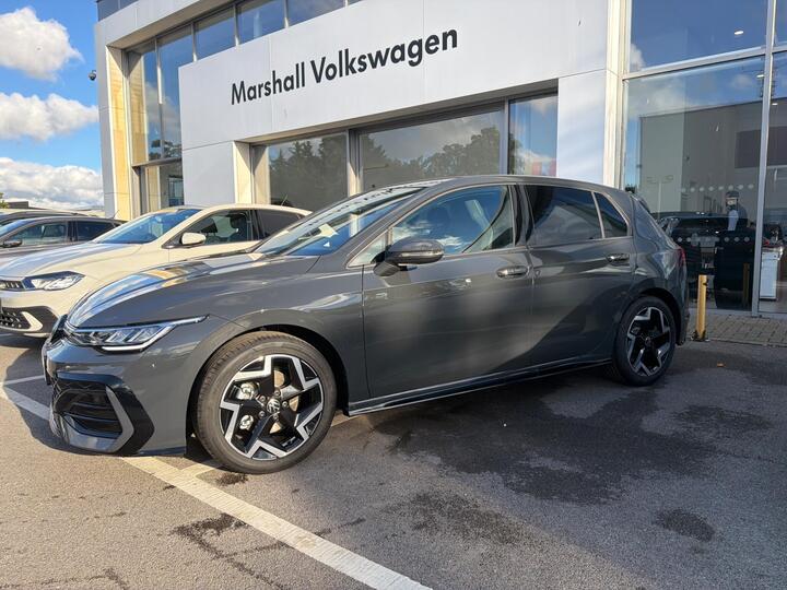 Volkswagen Golf 1.5 TSI R-Line Euro 6 (s/s) 5dr