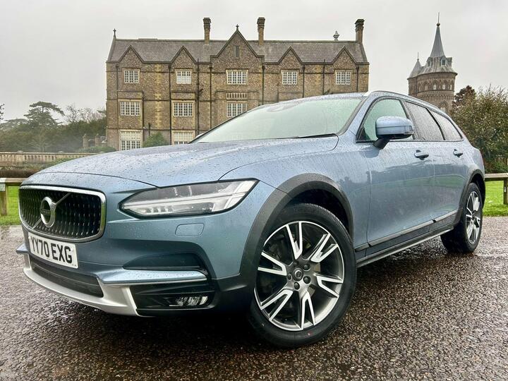 Volvo V90 Cross Country 2.0 D4 Plus Auto AWD Euro 6 (s/s) 5dr