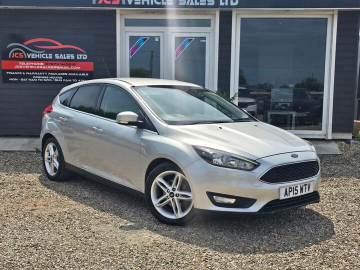 Ford Focus 1.0T EcoBoost Zetec Euro 6 (s/s) 5dr
