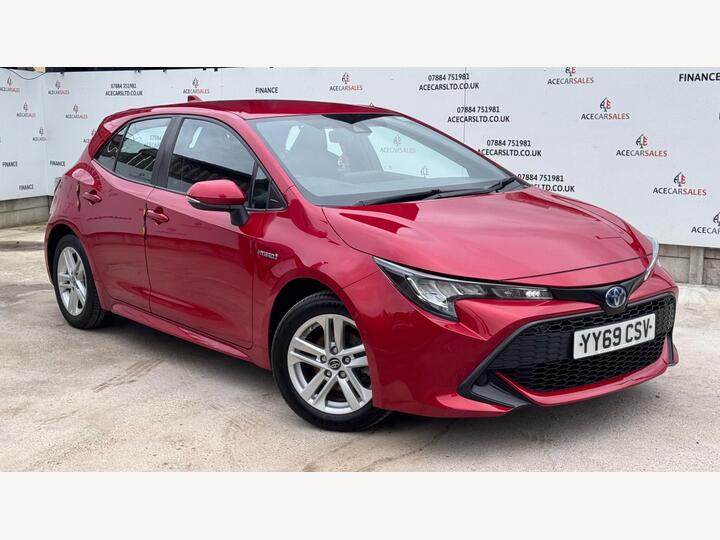 Toyota Corolla 1.8 VVT-h Icon Tech CVT Euro 6 (s/s) 5dr Toyota Corolla 1.8 VVT-h Icon Tech CVT Euro 6 (s/s) 5dr