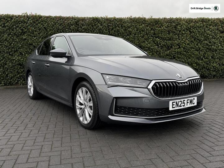 Skoda Superb 1.5 TSI IV 25.7kWh SE L DSG Euro 6 (s/s) 5dr