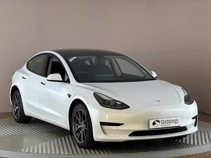 Tesla Model 3 Auto RWD 4dr Tesla Model 3 Auto RWD 4dr