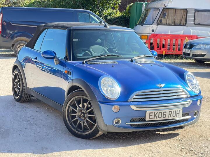 MINI Convertible 1.6 Cooper CVT Euro 3 2dr