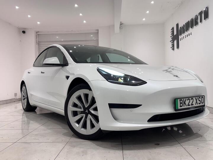 Tesla Model 3 Standard Range Plus Auto RWD 4dr