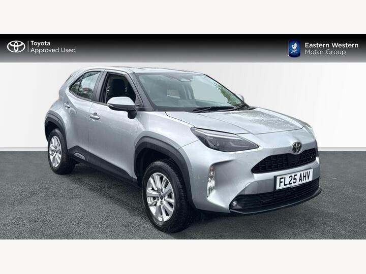 Toyota Yaris Cross 1.5 VVT-h Icon E-CVT Euro 6 (s/s) 5dr Toyota Yaris Cross 1.5 VVT-h Icon E-CVT Euro 6 (s/s) 5dr