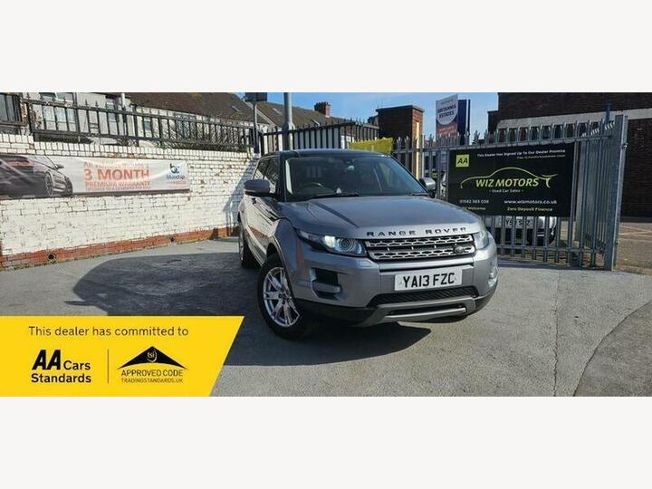Land Rover Range Rover Evoque 2.2 SD4 Pure Auto 4WD Euro 5 5dr Land Rover Range Rover Evoque 2.2 SD4 Pure Auto 4WD Euro 5 5dr