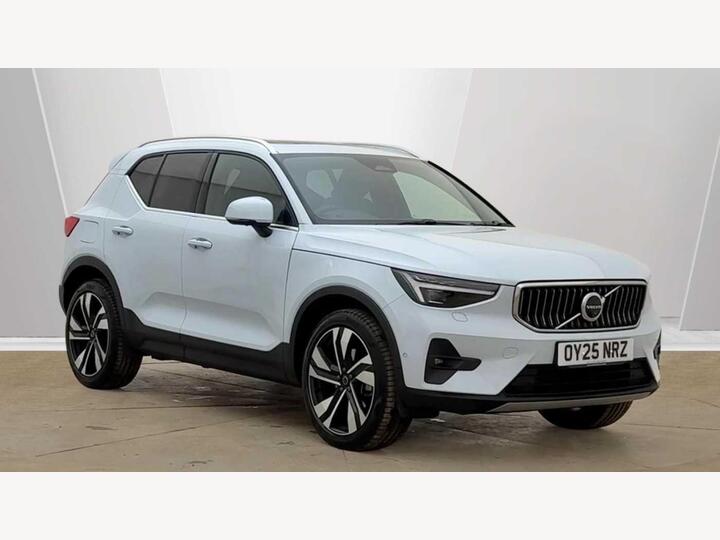 Volvo XC40 2.0 B4 MHEV Ultra Bright DCT Auto Euro 6 (s/s) 5dr
