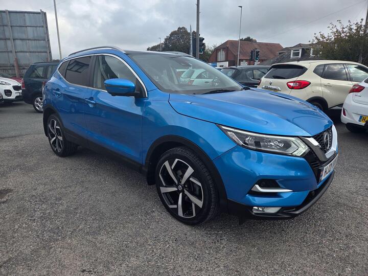 Nissan Qashqai 1.3 DIG-T N-Motion Euro 6 (s/s) 5dr