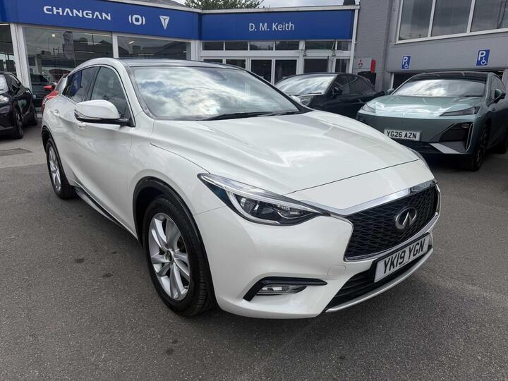 Infiniti Q30 1.6T Luxe Euro 6 (s/s) 5dr