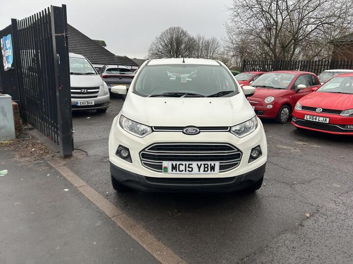 Ford ECOSPORT 1.5 Zetec 2WD Euro 5 5dr Ford ECOSPORT 1.5 Zetec 2WD Euro 5 5dr