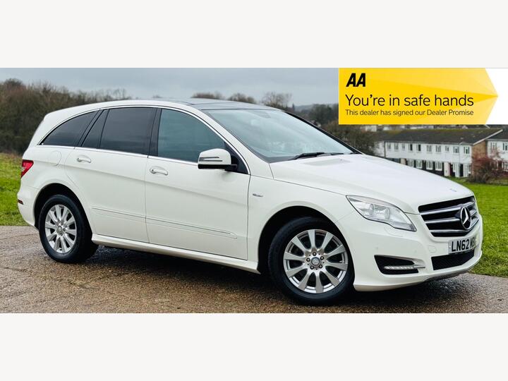 Mercedes-Benz R Class 3.5L,R350L,Petrol,G-Tronic+ 4WD (7seats)