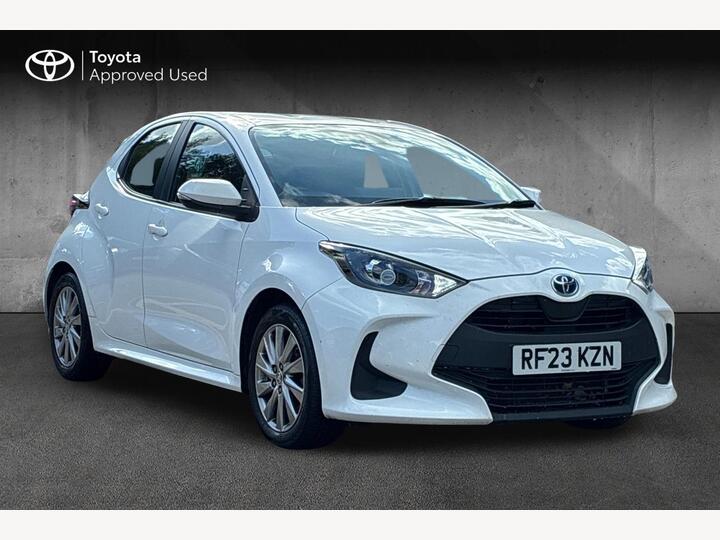 Toyota Yaris 1.5 VVT-h Icon E-CVT Euro 6 (s/s) 5dr
