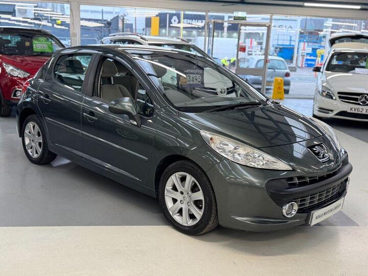 Peugeot 207 1.6 VTi SE Premium 5dr