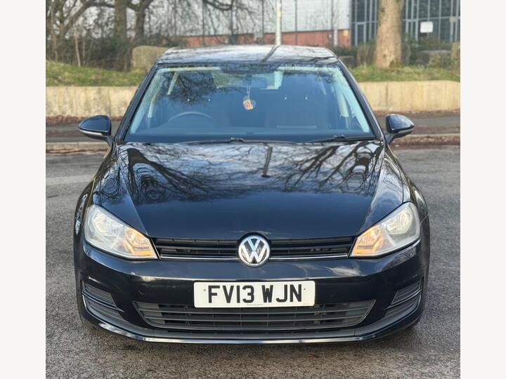 Volkswagen Golf 1.6 TDI BlueMotion Tech S Euro 5 (s/s) 5dr Volkswagen Golf 1.6 TDI BlueMotion Tech S Euro 5 (s/s) 5dr