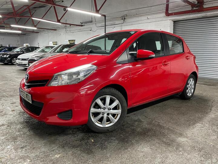 Toyota Yaris 1.33 Dual VVT-i TR Euro 5 5dr Toyota Yaris 1.33 Dual VVT-i TR Euro 5 5dr