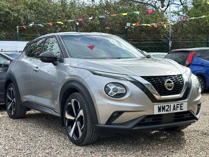 Nissan Juke 1.0 DIG-T Tekna DCT Auto Euro 6 (s/s) 5dr
