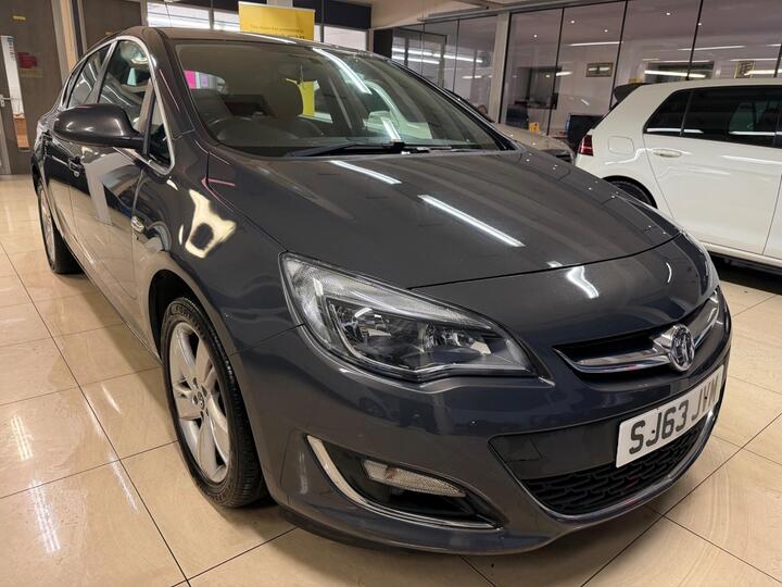 Vauxhall Astra 1.4 16v SRi Euro 5 5dr
