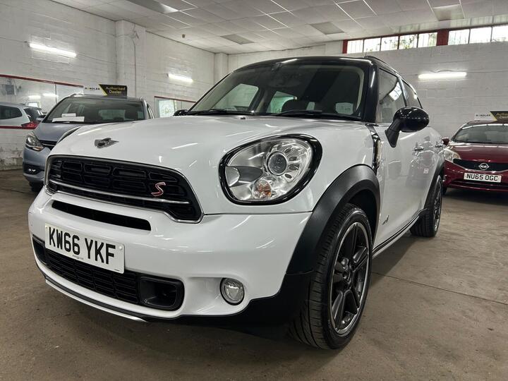 MINI Countryman 1.6 Cooper S ALL4 Euro 5 (s/s) 5dr MINI Countryman 1.6 Cooper S ALL4 Euro 5 (s/s) 5dr