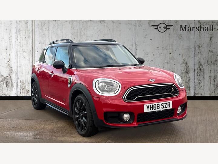 MINI Countryman 1.5 7.6kWh Cooper SE Auto ALL4 Euro 6 (s/s) 5dr MINI Countryman 1.5 7.6kWh Cooper SE Auto ALL4 Euro 6 (s/s) 5dr