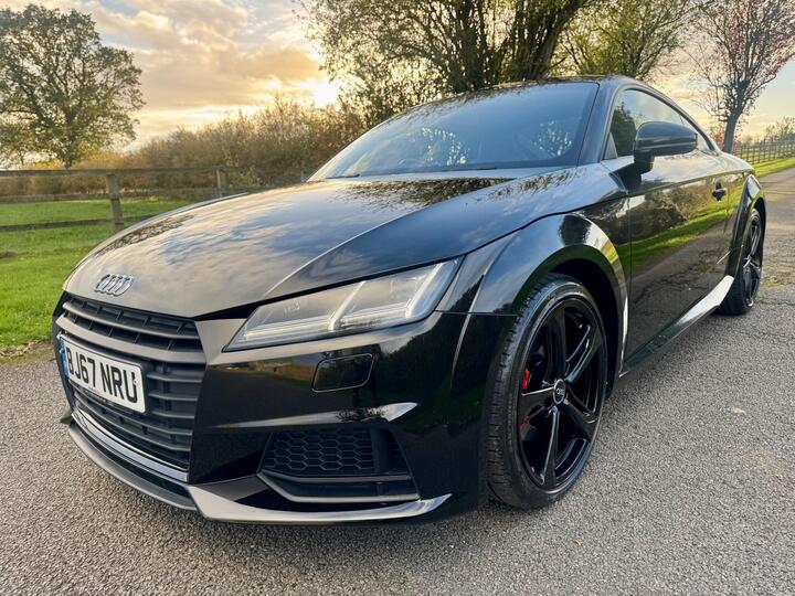 Audi TT 2.0 TFSI Black Edition Euro 6 (s/s) 3dr