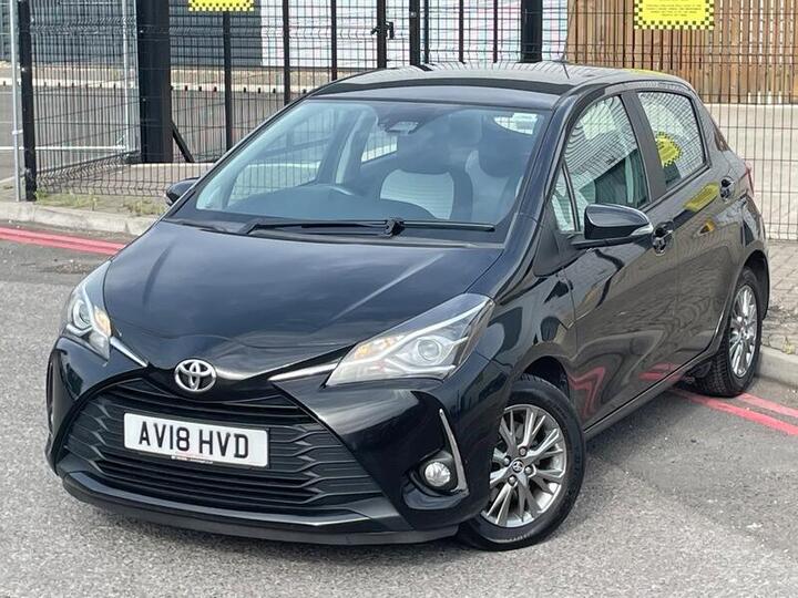 Toyota Yaris 1.5 VVT-i Icon CVT Euro 6 5dr