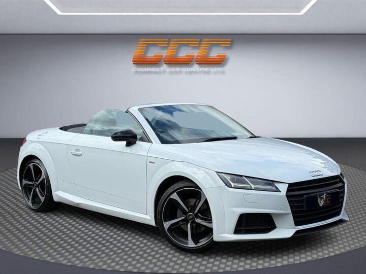 Audi TT 2.0 TDI Ultra Black Edition Roadster Euro 6 (s/s) 2dr