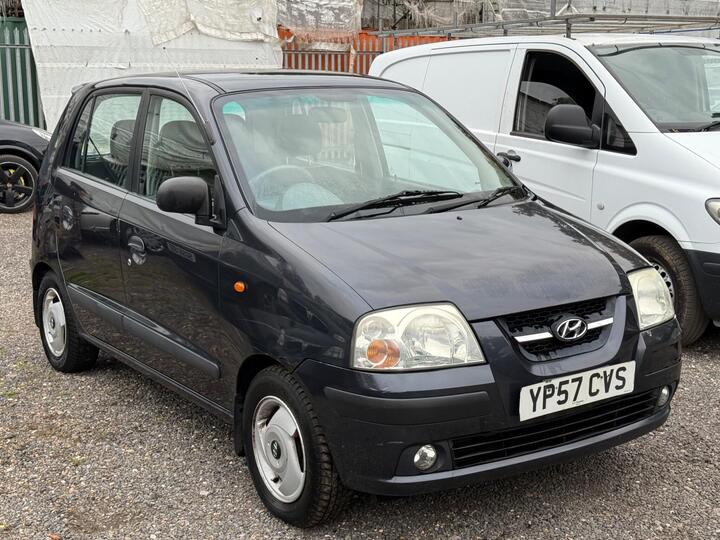 Hyundai Amica 1.1 CDX 5dr Hyundai Amica 1.1 CDX 5dr