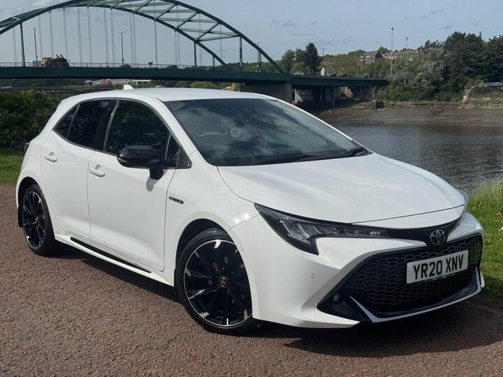 Toyota COROLLA 1.8 VVT-h GR SPORT CVT Euro 6 (s/s) 5dr Toyota COROLLA 1.8 VVT-h GR SPORT CVT Euro 6 (s/s) 5dr