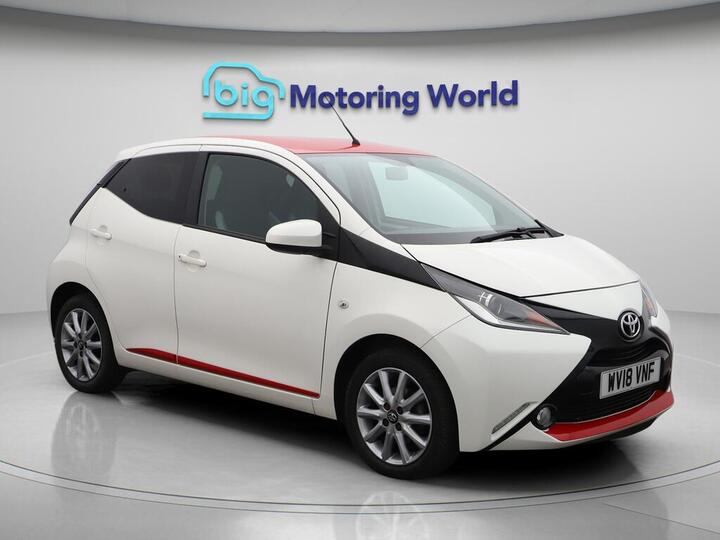 Toyota AYGO 1.0 VVT-i X-press X-shift Euro 6 5dr Toyota AYGO 1.0 VVT-i X-press X-shift Euro 6 5dr